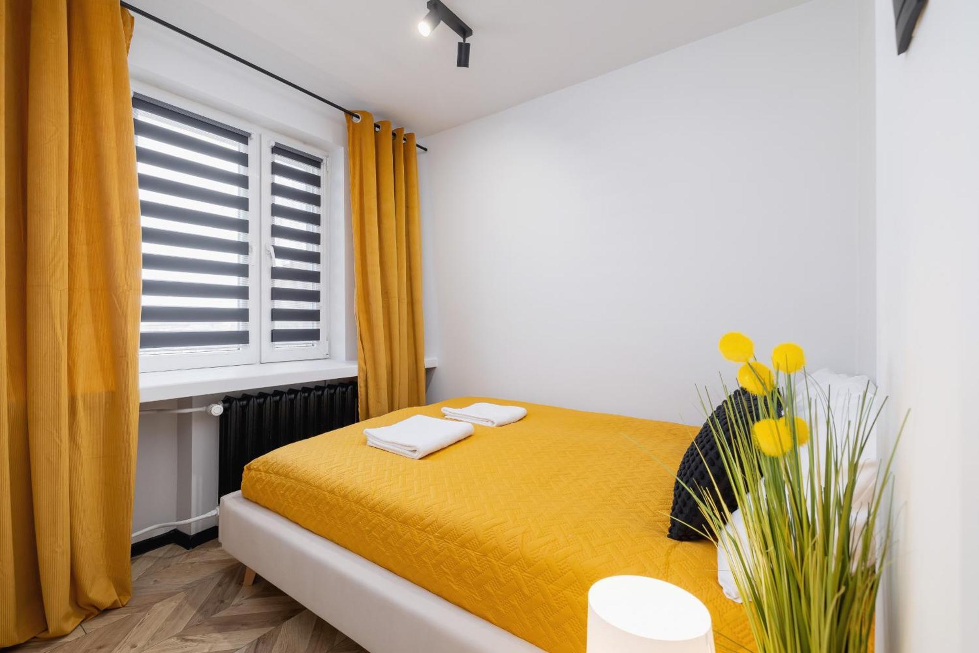 City Center One-Bedroom Apartment With Bathtub By Noclegi Renters Rzeszow Exterior photo